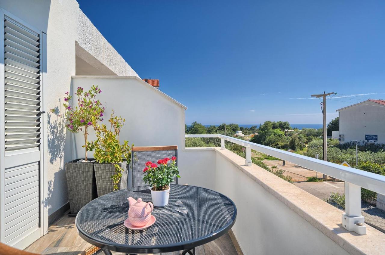חוואר Apartments Irena מראה חיצוני תמונה