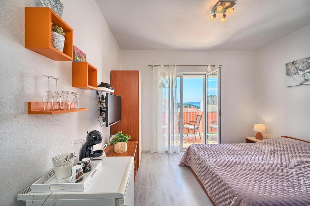 חוואר Apartments Irena מראה חיצוני תמונה